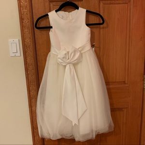 David's Bridal Ivory Flower Girl Dress